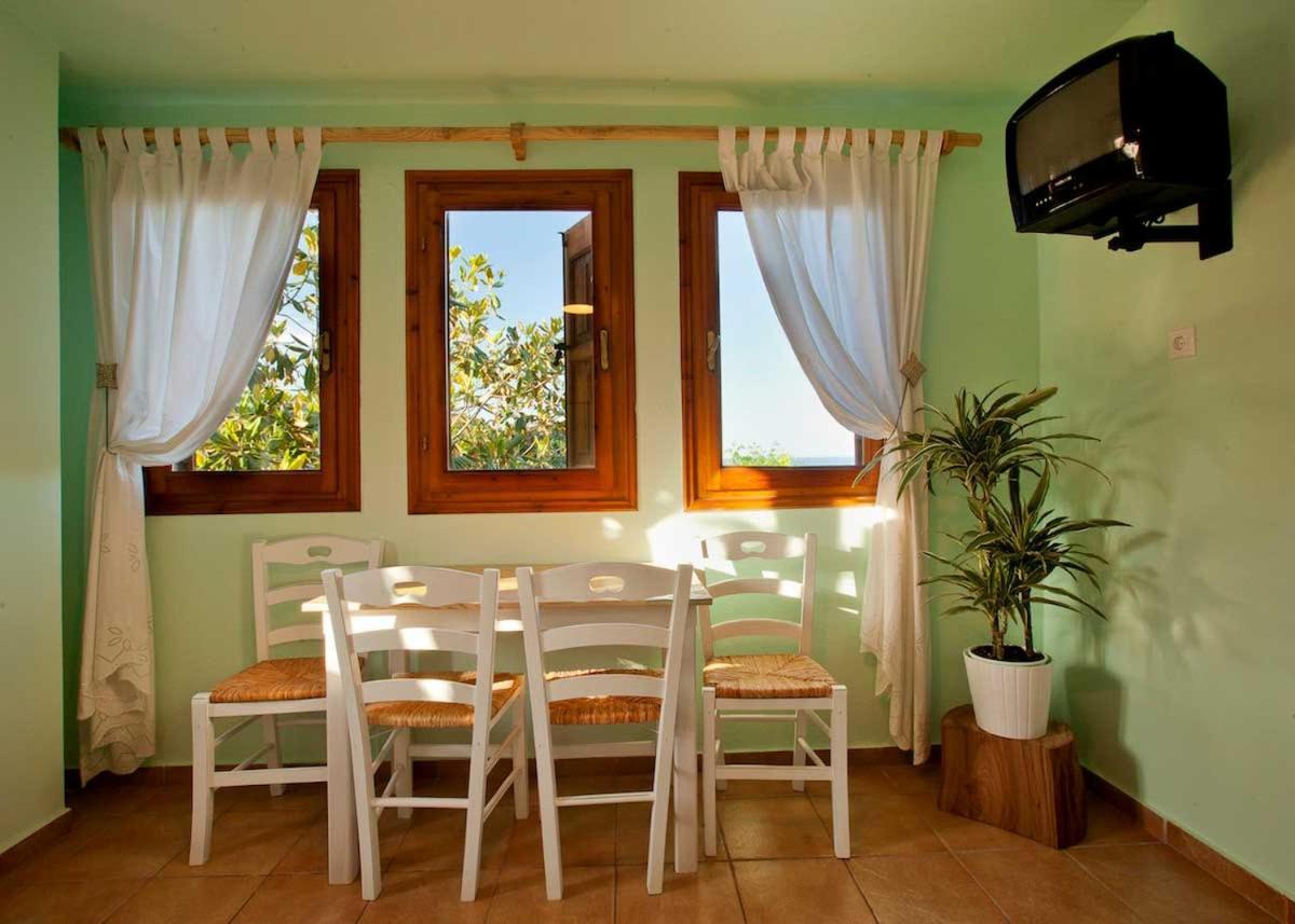Victoria'S Guesthouse 达默查理 外观 照片